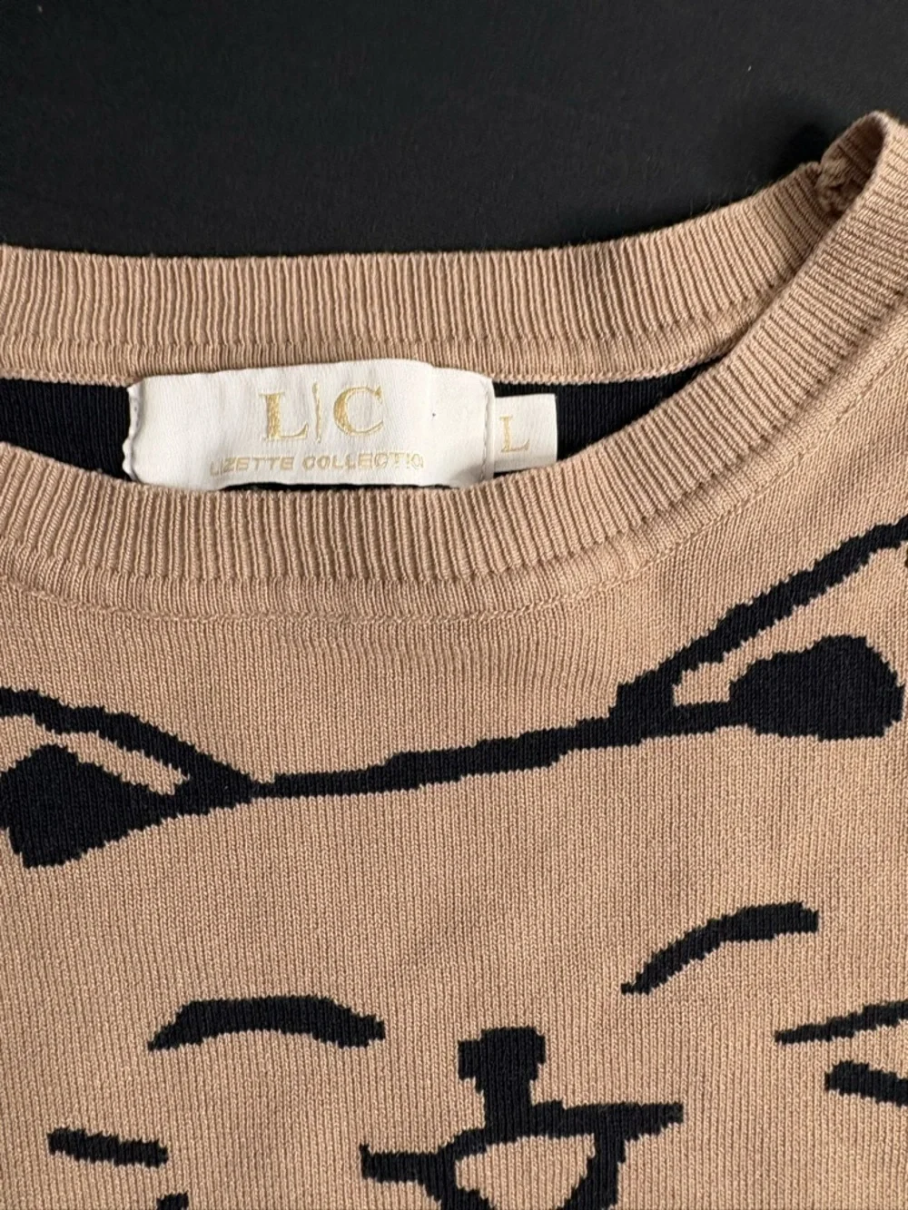 🤍Cute Cat Pattern Sweater - Beige by Lizette Collection size L